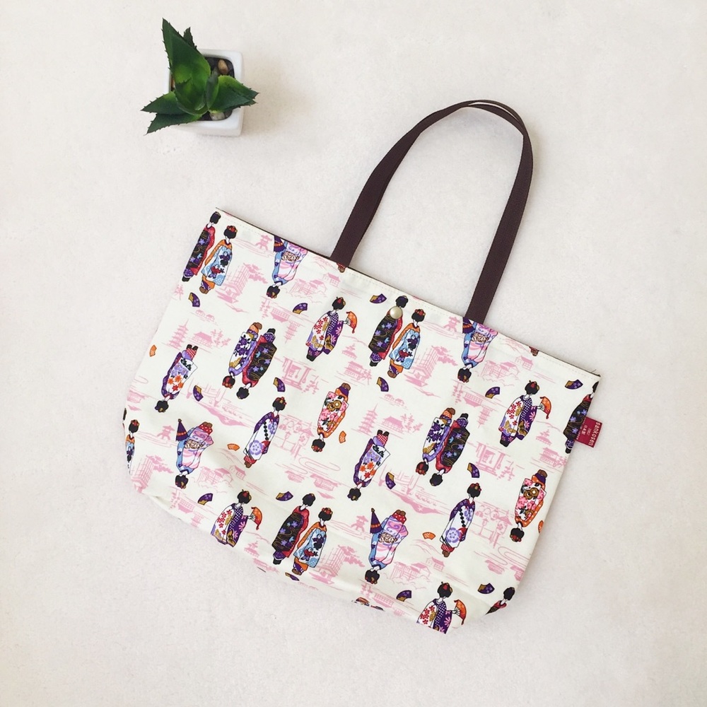 Geisha tote bag